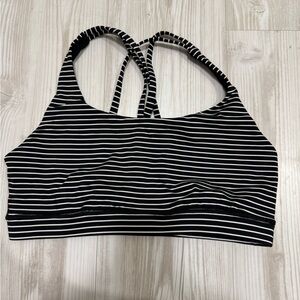 Lululemon Energy Bra *Medium Support* B-D cups. Size 10